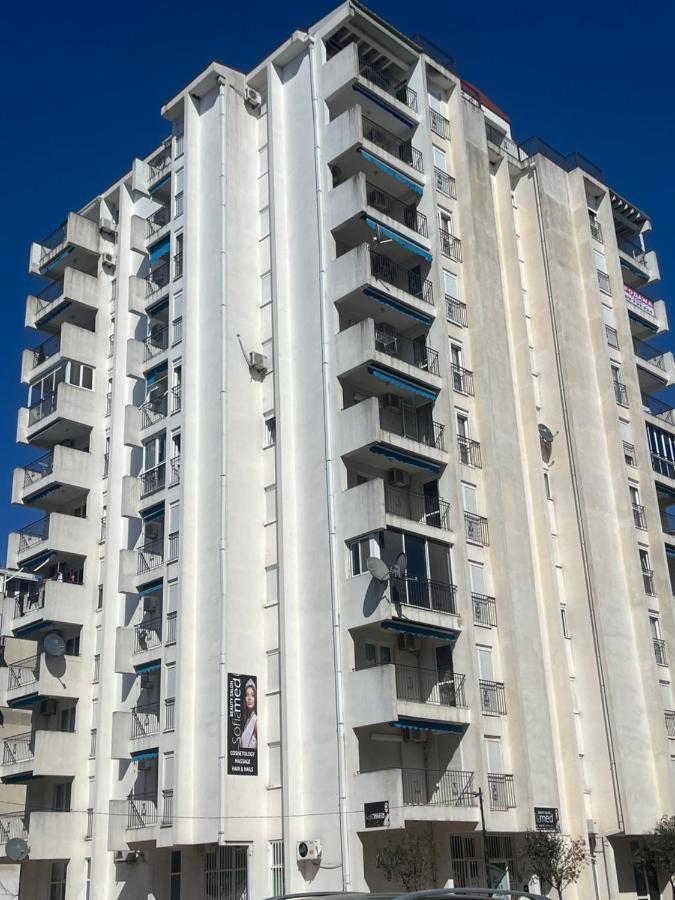 Bar Center Studio Apartment Екстериор снимка
