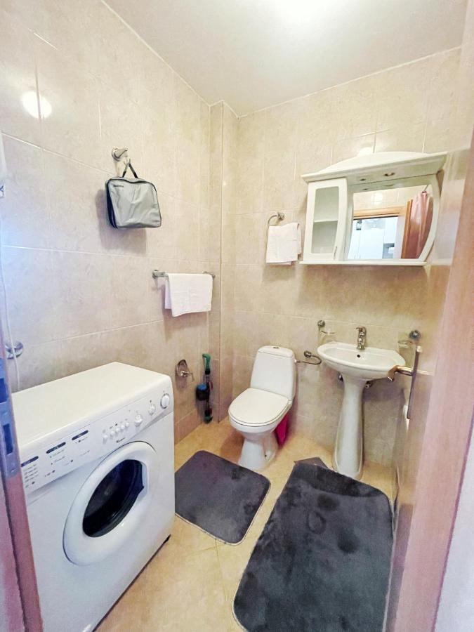 Bar Center Studio Apartment Екстериор снимка