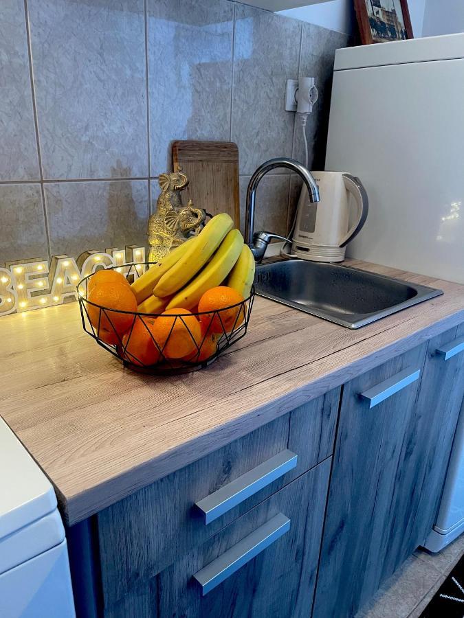 Bar Center Studio Apartment Екстериор снимка